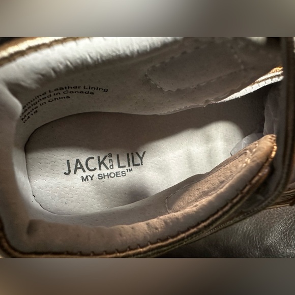 NEW Jack & Lily “My Shoes” (Dee) in Gold / Size 24-30 Months (US & CA: 7.5 - 8) - Picture 4 of 6